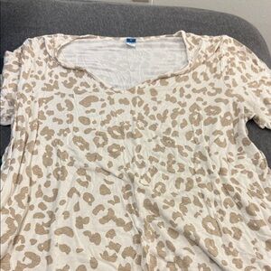 Old Navy Tan Leopard Print Short Sleeve Top